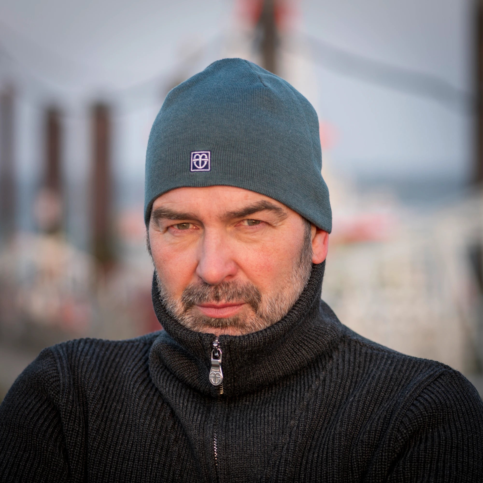 Feine Mütze glatt