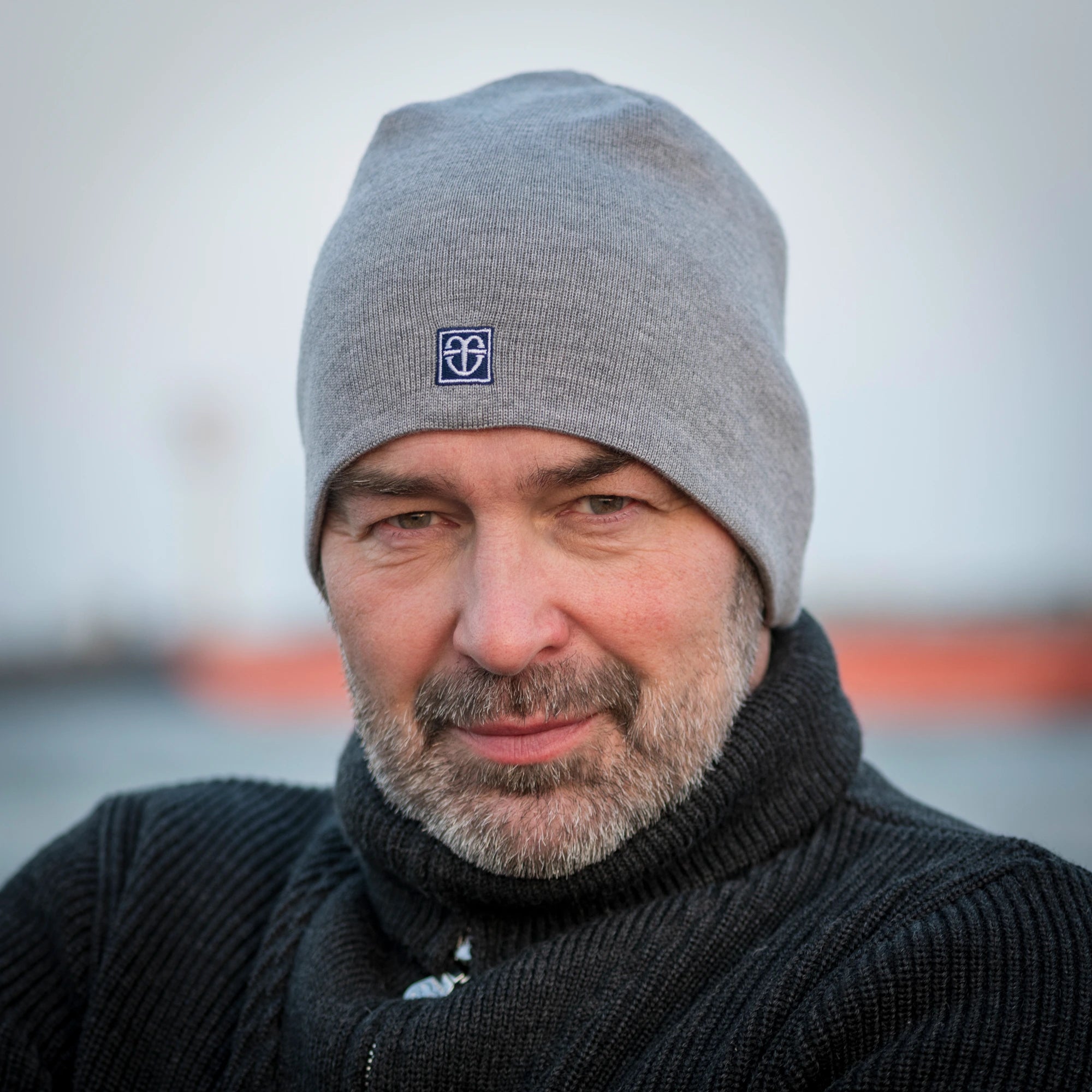 Feine Mütze glatt