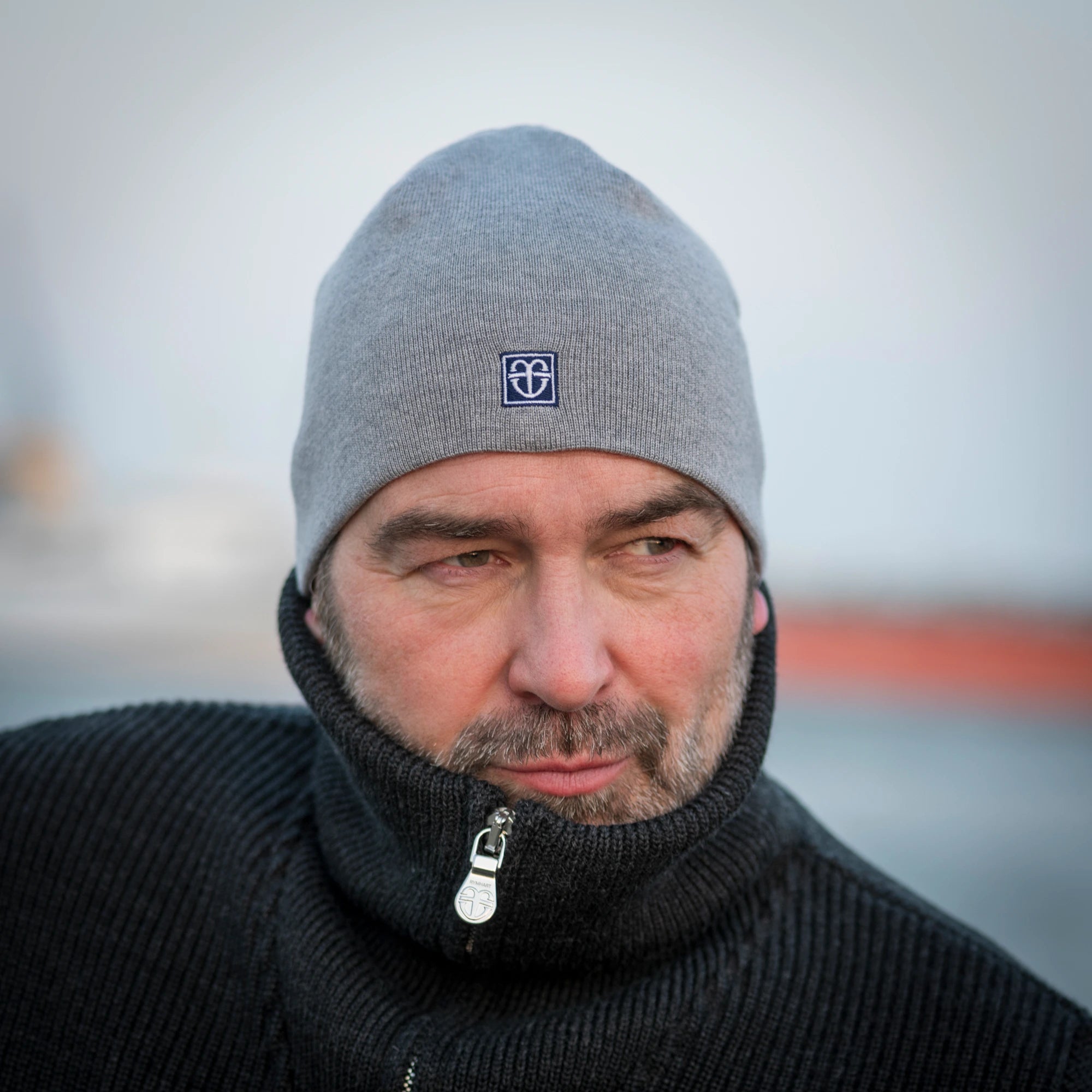Feine Mütze glatt