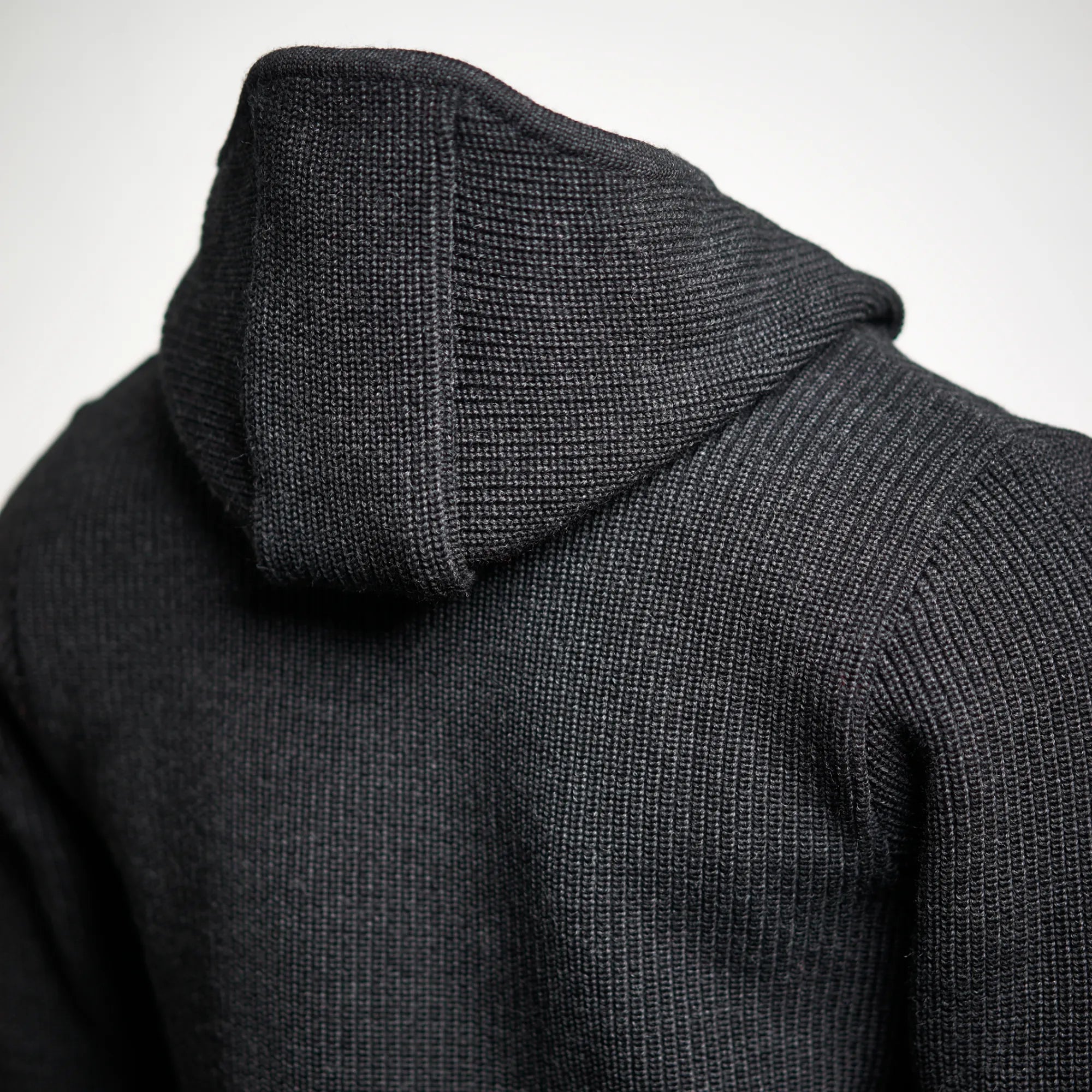 Jacke schwer mit Kapuze