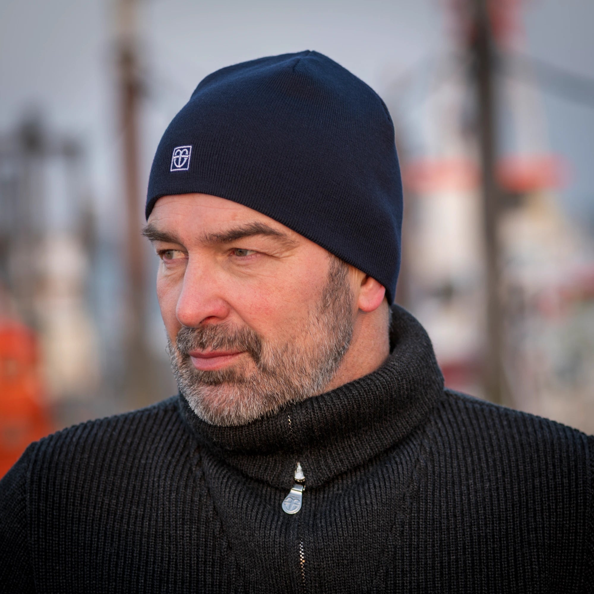 Feine Mütze glatt
