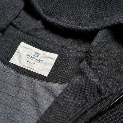 Jacke schwer mit Kapuze