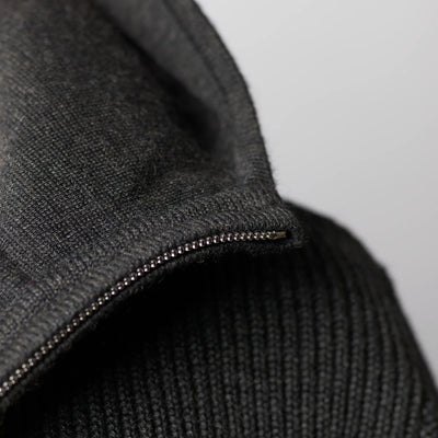 Jacke schwer mit Kapuze